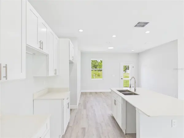 12807 SW 73RD AVENUE RD, Ocala, FL 34473