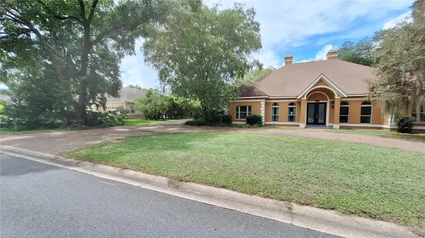 2210 SE LAUREL RUN DR, Ocala, FL 34471