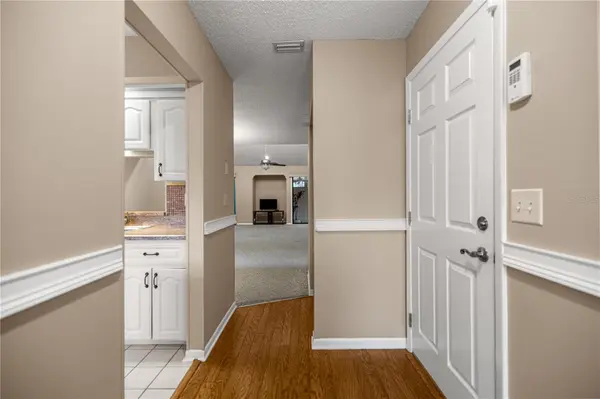 2052 SE 37TH COURT CIR, Ocala, FL 34471