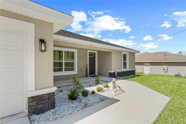 18 DOGWOOD TRAIL CRSE, Ocala, FL 34472