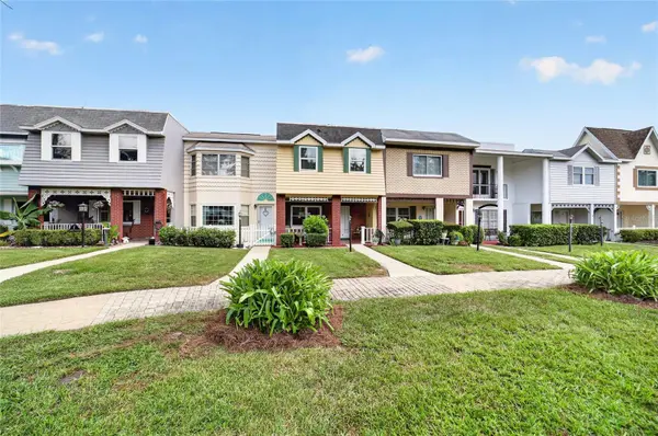 8830 SW 98TH PL #F, Ocala, FL 34481