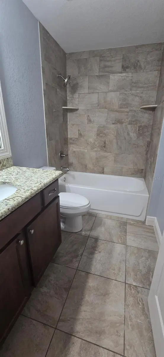 32 PINE CT LOOP, Ocala, FL 34472