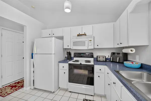 11625 SE 53RD CT, Belleview, FL 34420