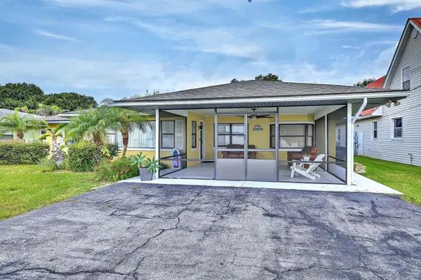 4160 LAKEVIEW DR, Sebring, FL 33870