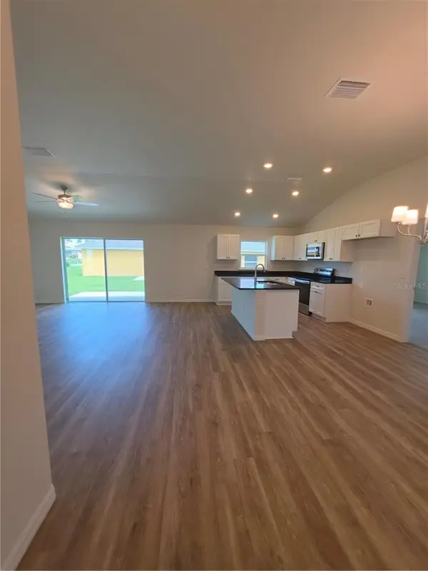 8270 N WAKEFIELD DR, Citrus Springs, FL 34434