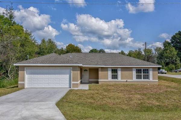 64 MALAUKA RD, Ocklawaha, FL 32179