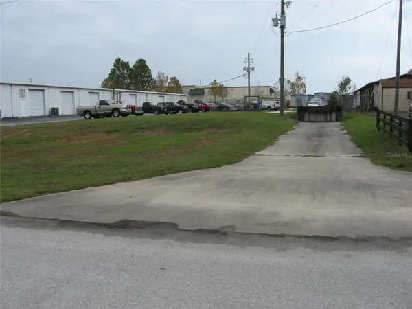 5640 SW 6TH PL #300, Ocala, FL 34474