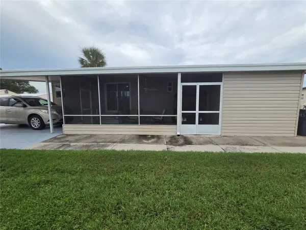 628 LAKESIDE RANCH LN, Winter Haven, FL 33881