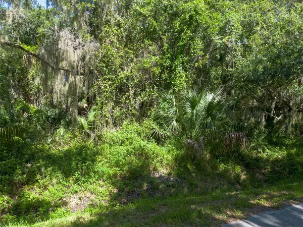 BEACH PARKWAY, Lake Wales, FL 33898