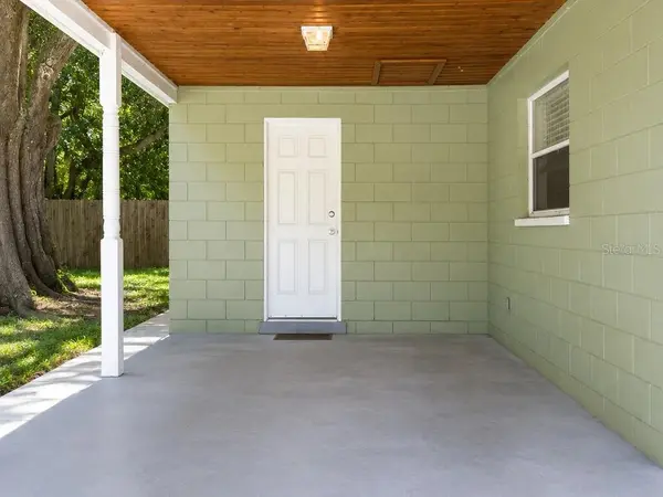 516 TANGLEWOOD DR, Auburndale, FL 33823