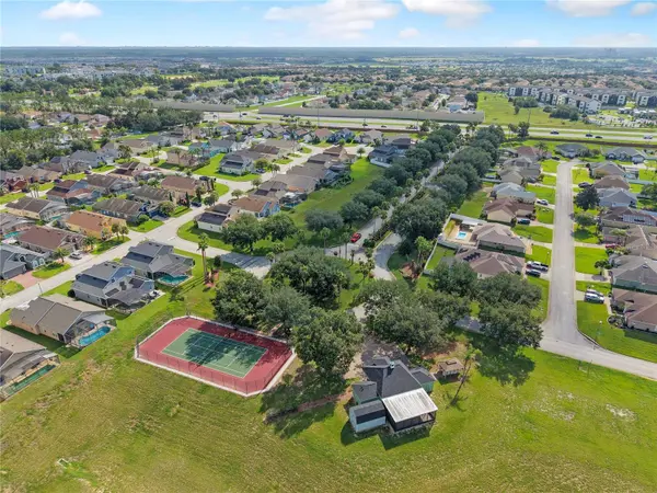 403 CORVINA DR, Davenport, FL 33897