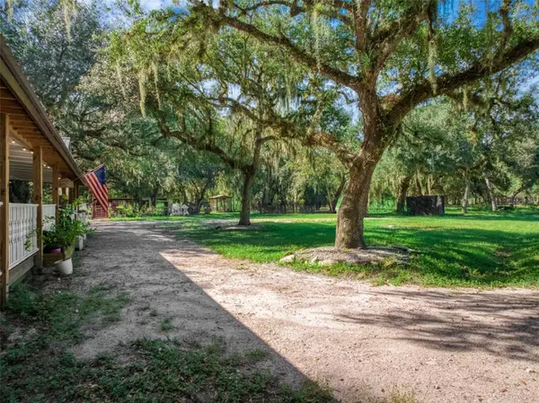 1682 FRIENDSHIP LN, Zolfo Springs, FL 33890