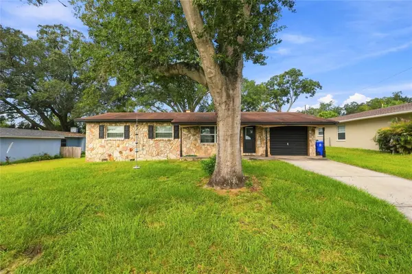 3203 CARLETON CIR E, Lakeland, FL 33803