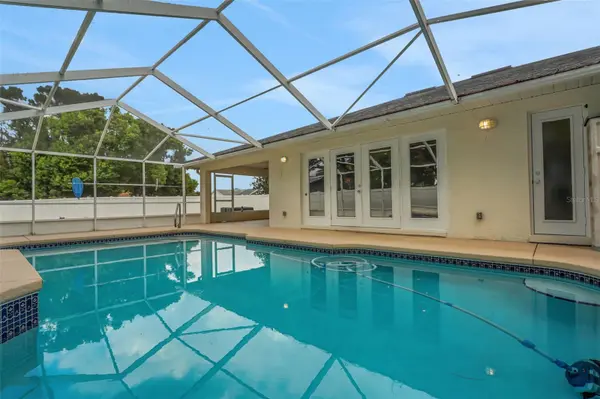 102 HILLSIDE CT, Winter Haven, FL 33884