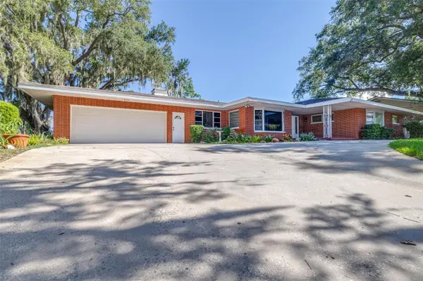 300 CREST DR, Haines City, FL 33844