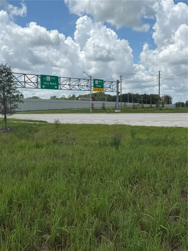MIAMI ST, Lake Wales, FL 33853