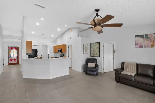 1906 MANATEE LN, Kissimmee, FL 34759