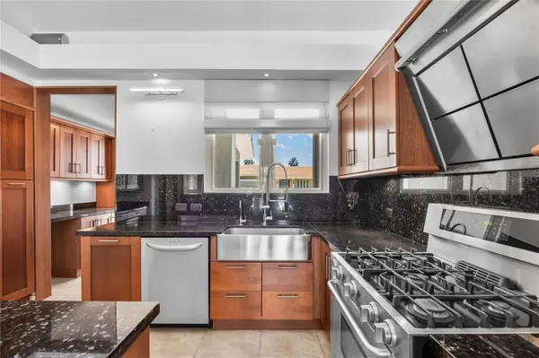 354 CAMINO DEL CUPEY, Dorado, PR 00646