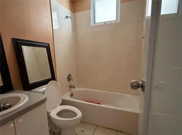 Calle Asisclo Soler N CONDOMINIO LA MARINA AVE #3402, Barceloneta, PR 00617