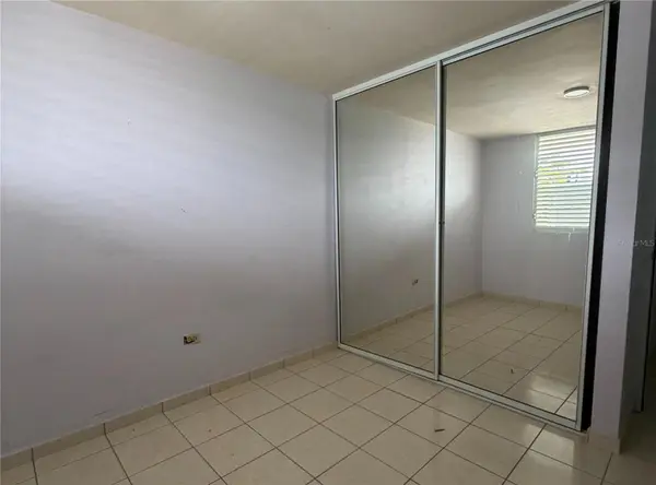 Calle Asisclo Soler N CONDOMINIO LA MARINA AVE #3402, Barceloneta, PR 00617