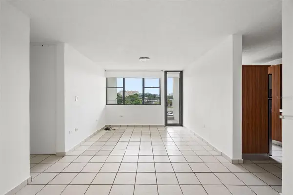 37 Atrium Park CALLE REGINA MEDINA #C-604, Guaynabo, PR 00969