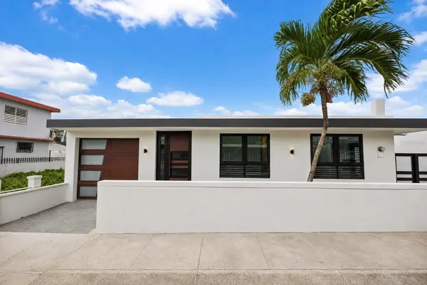 107 ESPERANZA, Luquillo, PR 00773