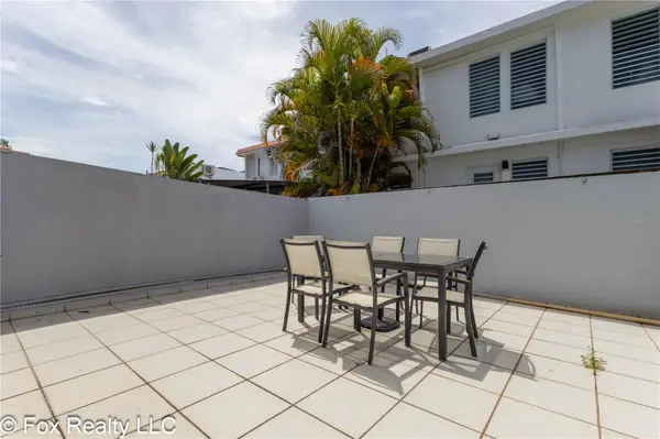 B4 URB VISTA AZUL, Rincon, PR 00677