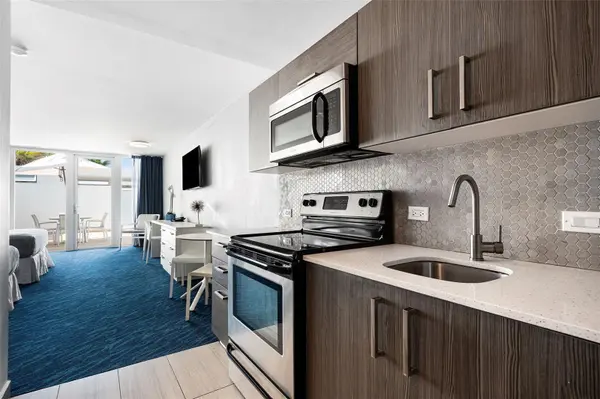 6165 ISLA VERDE AVE. #183, Carolina, PR 00979