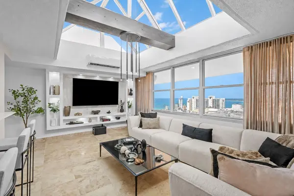 5859 ISLA VERDE AVE #PH-2019, Carolina, PR 00979
