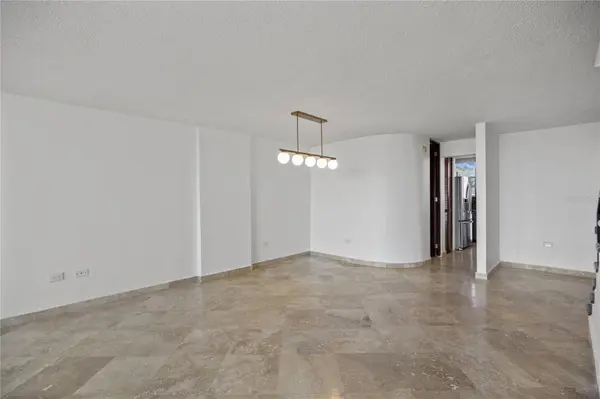 146 Ave Santa Ana BOSQUE DE LA VILLA DE TORRIMAR #C-PH-D, Guaynabo, PR 00971
