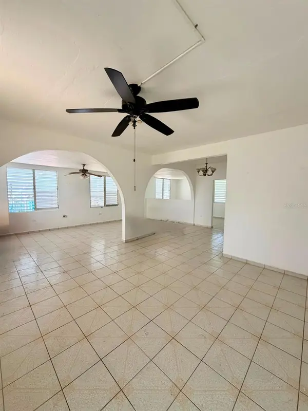 #131 CALLE HARRISON BASE RAMEY, Aguadilla, PR 00603