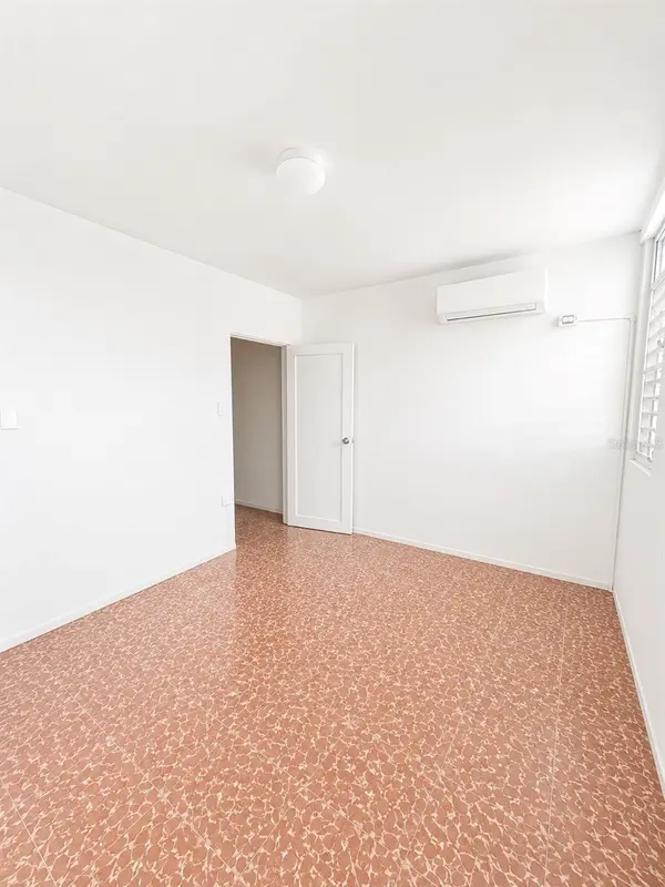 2844 AVE. ROOSEVELT #303, Ponce, PR 00716
