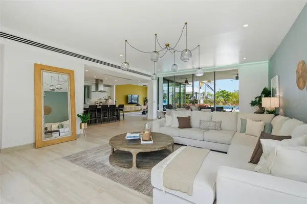 17 THE ENCLAVE, Dorado, PR 00646