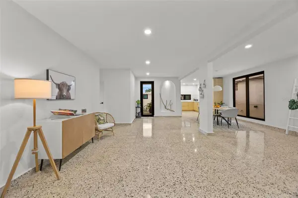 10 CALLE, Rincon, PR 00677