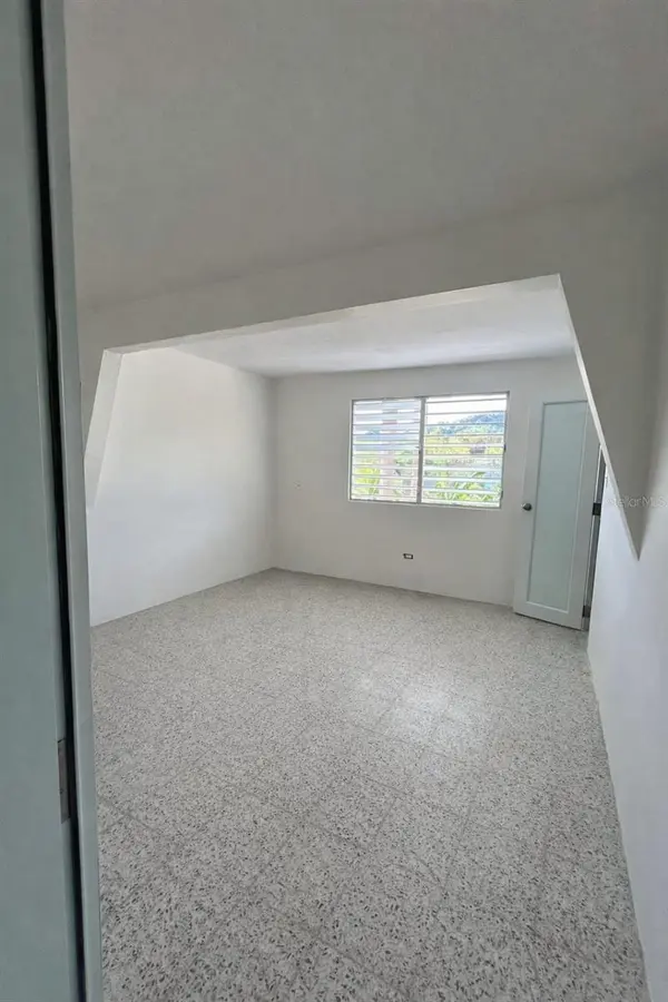 Manuel Fernandez JUNCOS #151, Toa Alta, PR 00953