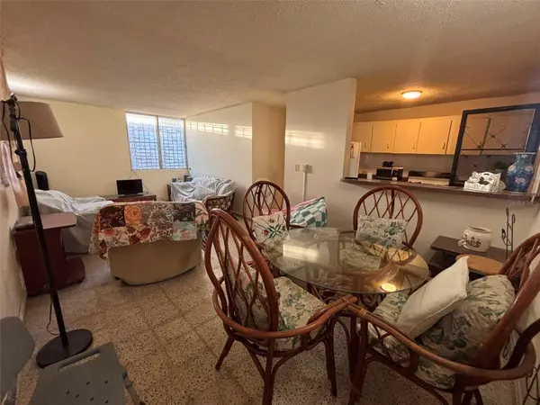 689 Cancer St VENUS GARDENS, San Juan, PR 00926