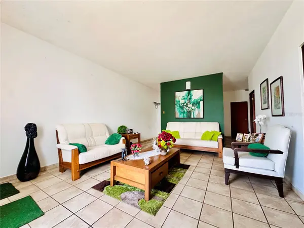 Calle 27 SO URB. LAS LOMAS 869, San Juan, PR 00921