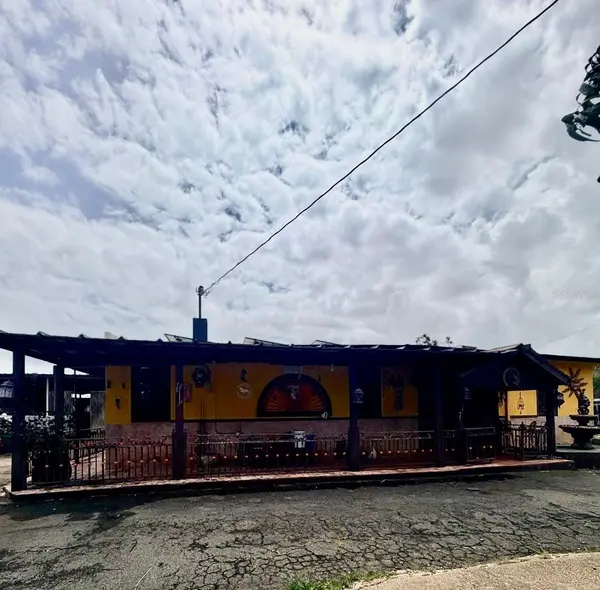 CARR 690 KM 3.2 BO SABANA HOYOS, Vega Alta, PR 00692