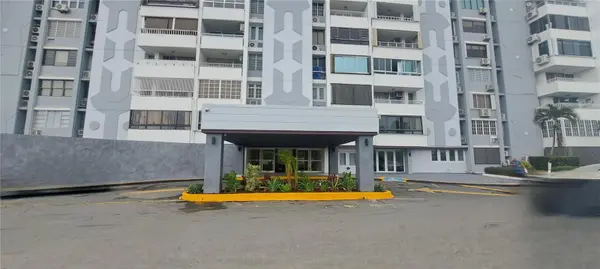 3 Ave. Laguna COND. LAGUNA GARDENS III #3, Carolina, PR 00979