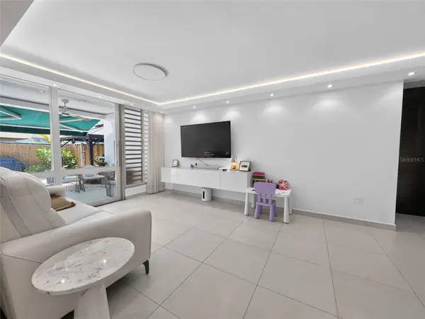5-J CONDOMINIO GRANADA PARK, Guaynabo, PR 00969