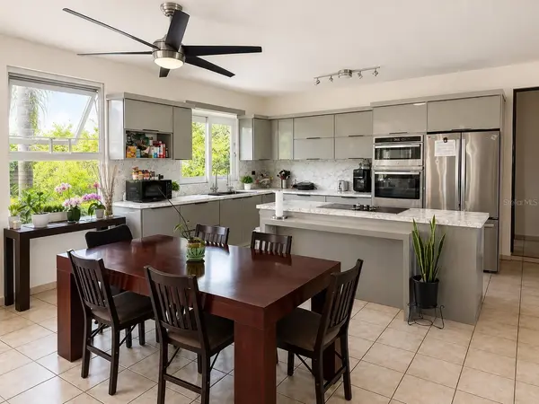 10 CAMINO PEPE BURGOS, Guaynabo, PR 00970