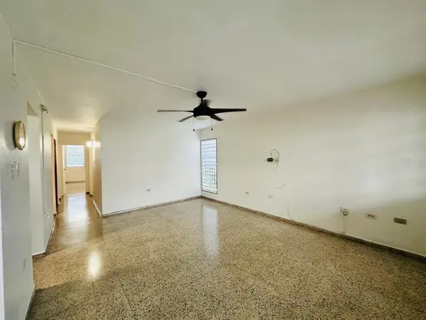 AH 19 JARDINES DE COUNTRY CLUB, Carolina, PR 00979