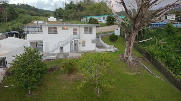 CARR 967 Km. 2.3 BO. LAS 3 T, Rio Grande, PR 00745