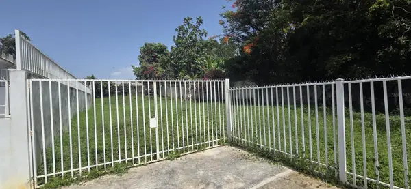 calle 4 E-19 EXT SANTA ANA, Vega Alta, PR 00692