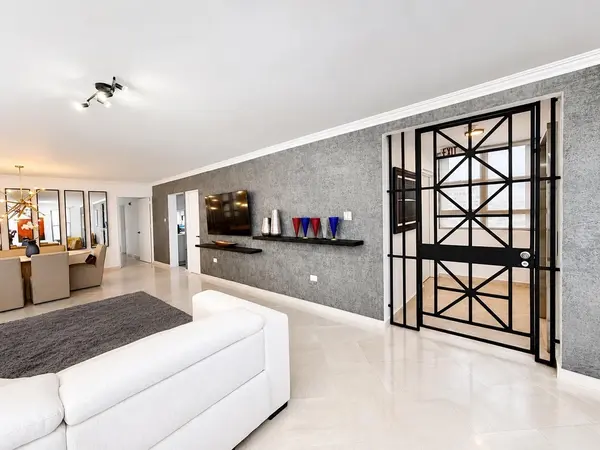 7 Candina St., CANDINA SEA TOWER #1701, San Juan, PR 00907