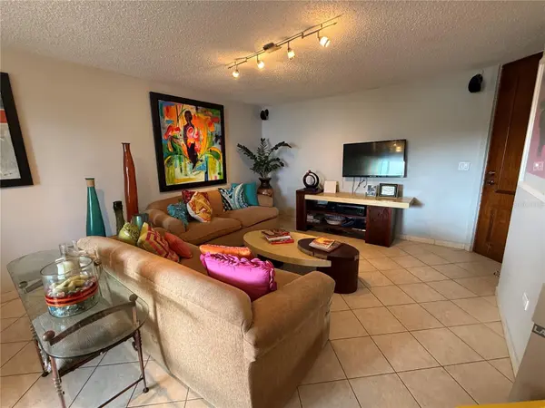 155 CARRAZO #8D, Guaynabo, PR 00971