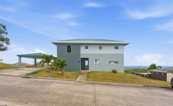 98 HACIENDA MARGARITA, Luquillo, PR 00773
