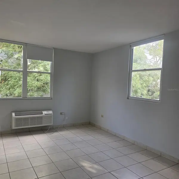 100 CONDOMINIO BOSQUE SERENO #126, Bayamon, PR 00957