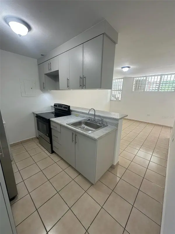 Apt 123 PR 190 / SERATE #123, Carolina, PR 00982