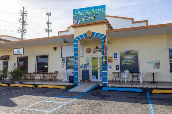 Suite 9 AV. VISTA MAR, Rincon, PR 00677